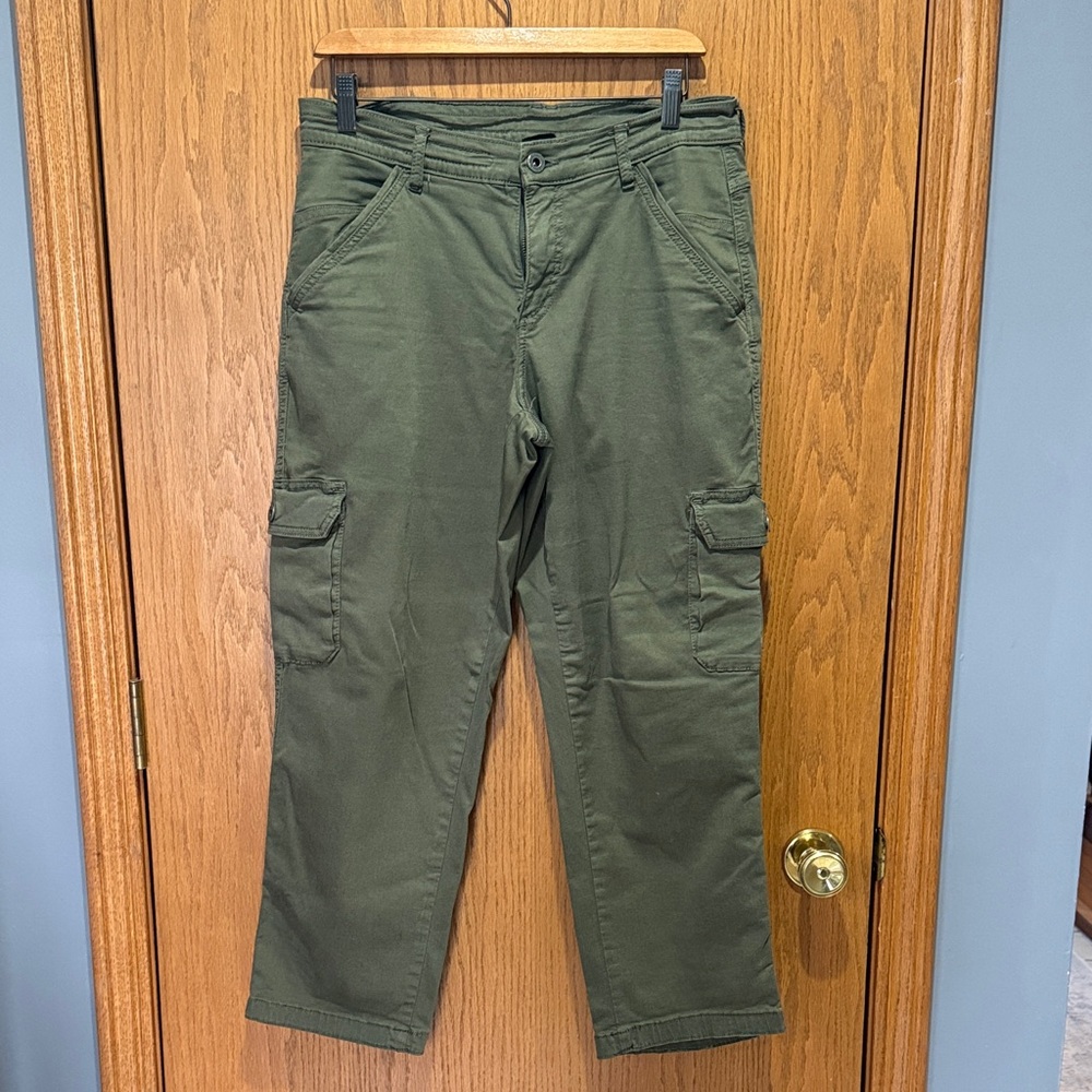 Women’s Green Cargo Pants